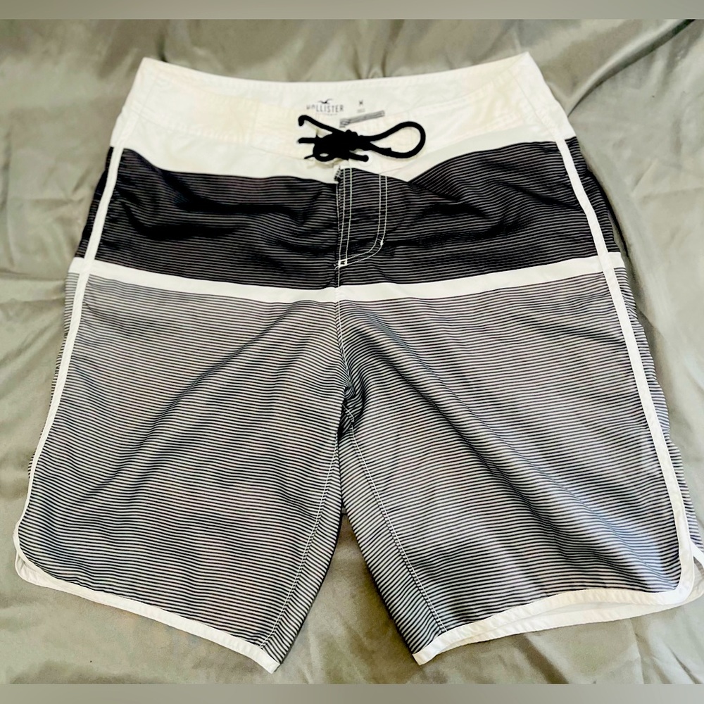 Hollister Board Shorts Size M